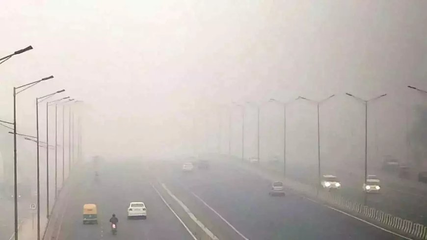 Delhi air pollution: Air quality turns 'severe', maximum temperature settles three degrees above normal