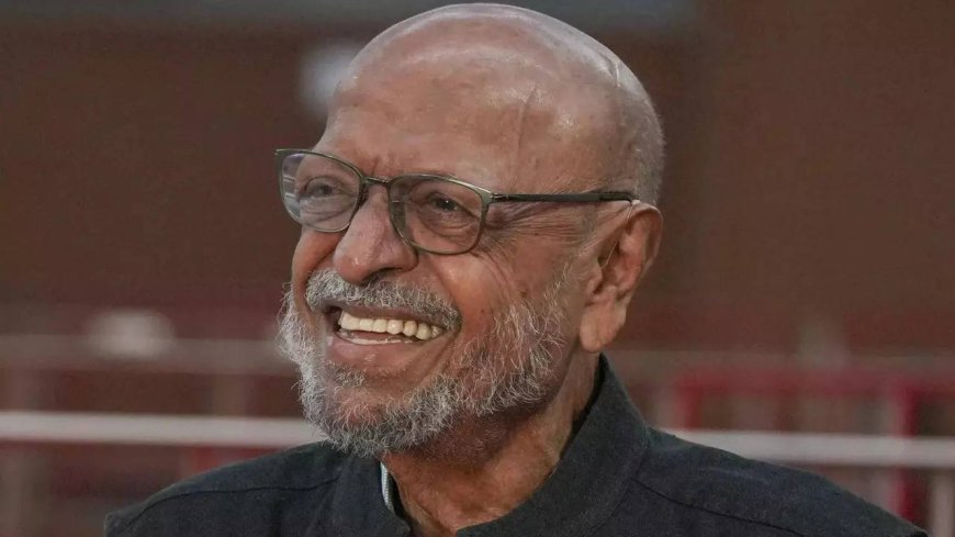 'Benegal told raw & real stories about ordinary people'