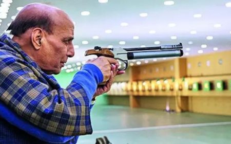 2025 to be year of defence reforms, declares Rajnath Singh