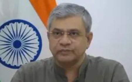 Will consult tech industry, external consultants before putting restrictions on data transfer: Vaishnaw