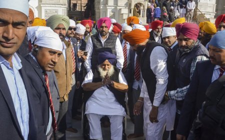 Shiromani Akali Dal accepts Sukhbir Badal's resignation as party chief
