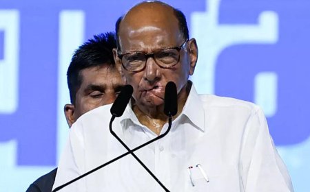 Sharad Pawar praises RSS, urges NCP to build similar cadre base
