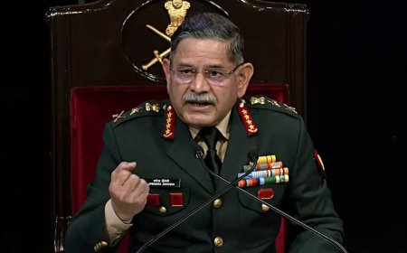 Army chief backs women officers after Lt General criticised their performance