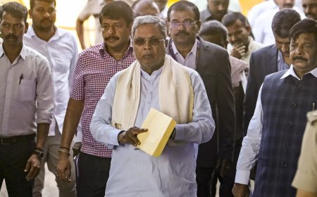 Karnataka chief minister Siddaramaiah's aide wants DKS removed as PCC chief