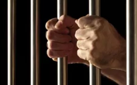 Bizman stays in jail after bail, gets HC rap