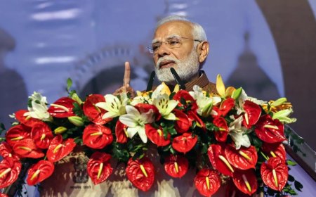 Centre announces 8th pay panel weeks before Delhi polls