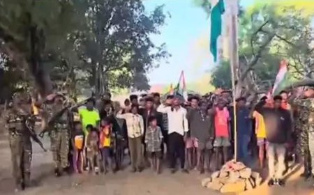 Chhattisgarh: Sukma's Tumalpaad unfurl Tricolour in former Naxal hotbed for 1st time