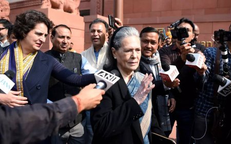 Sonia Gandhi's 'poor thing' remark triggers BJP-Congress slugfest over 'insult to President'