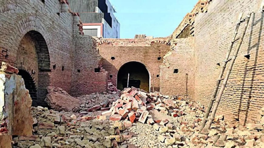 Agra's 1  7th-Century Mughal-era haveli razed by 'builder'