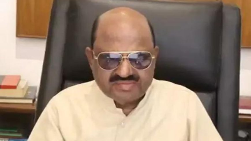 RG Kar victim's parents call on West Bengal governor, submit representation seeking justice