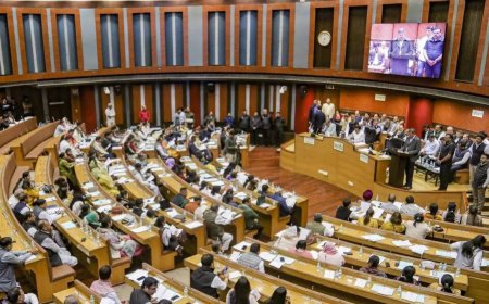 Triple engine? BJP gains edge in MCD as 3 AAP councillors switch