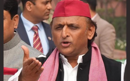 'UP CM careless towards education': Akhilesh on Yogi's remark on Urdu