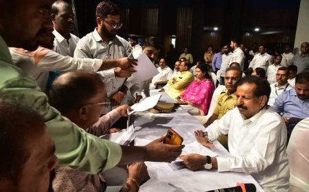 Ganesh Naik's 'janata darbar' in Shinde's stronghold sparks political buzz amid BJP-Shiv Sena tensions