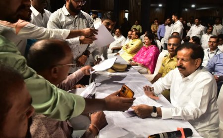 BJP mantri plans 2nd darbar in Thane, denies trying to capture Shinde’s fiefdom