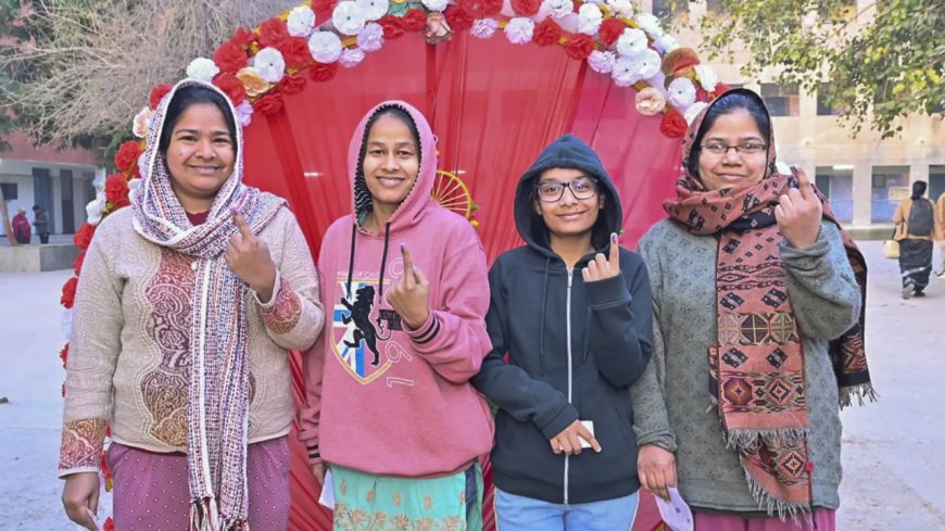 Pledges of financial aid 'mere poll promises'; Delhi women say voted for education, safety