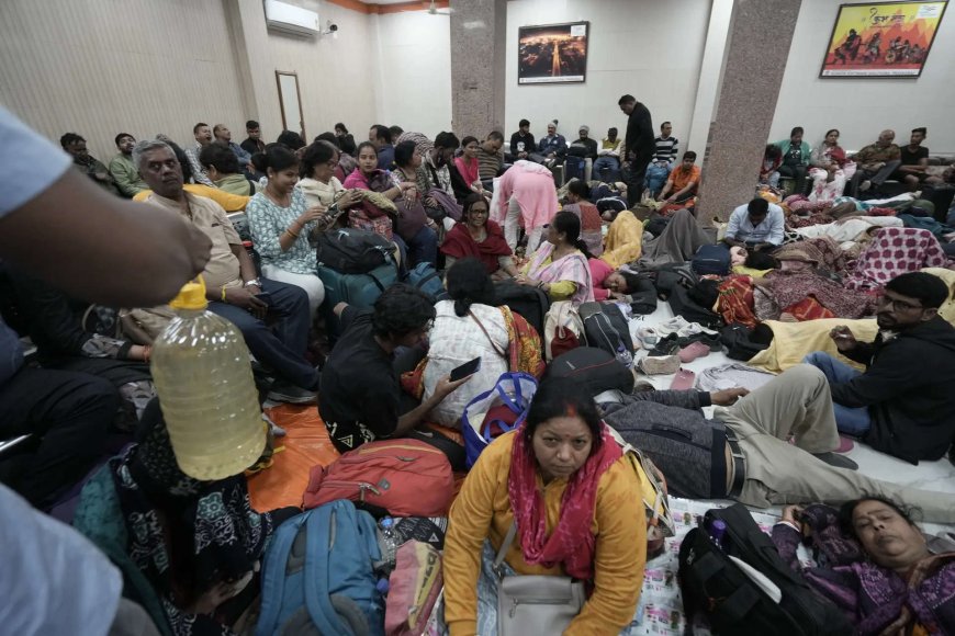 Passengers got confused between 'Prayagraj Express, Prayagraj Special', causing stampede: Sources