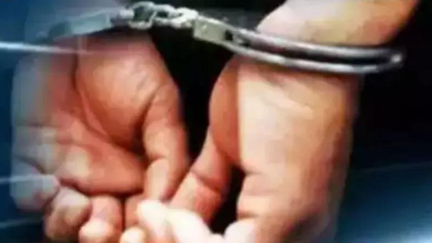 Arrested smuggler escapes in Rajasthan police van, caught 7 hours later