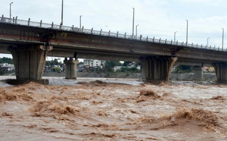 5 die in Jammu rains, Srinagar highway shut