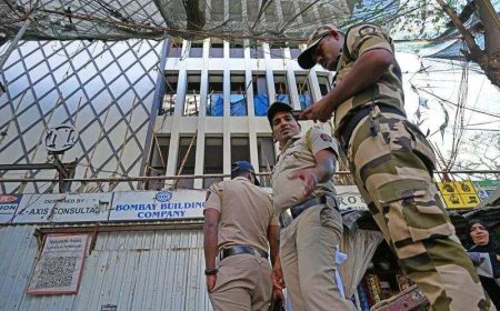 4 choke to death cleaning water tank at Mumbai building site