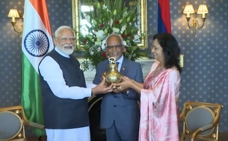 Watch: PM Modi gifts Gangajal from Maha Kumbh to Mauritius president