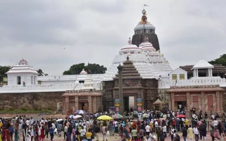 Man films Puri deities with spy cam, arrested