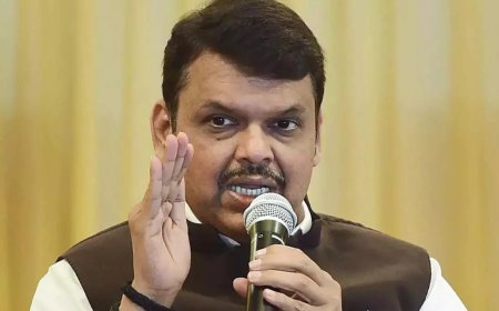 'Fadnavis equally cruel as Aurangzeb,' says Congress leader; BJP calls remark 'insult' to Maharashtra