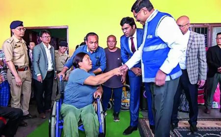 SC judges bring hope to Manipur relief camps