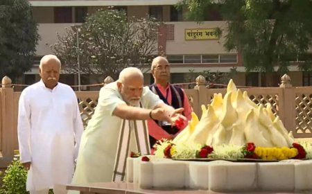 Watch: PM Modi pays tribute to RSS founder Keshav Baliram Hedgewar in Nagpur, meets Mohan Bhagwat