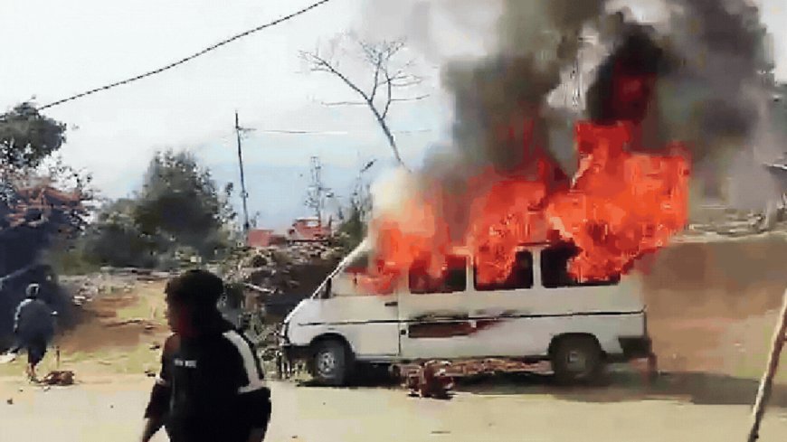 Calm but tensed: Indefinite strike brings Manipur to standstill on day 2 of 'free movement' directive - top developments