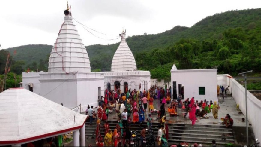 300 years on, Dalit families finally enter Gidheshwar Shiv temple in West Bengal