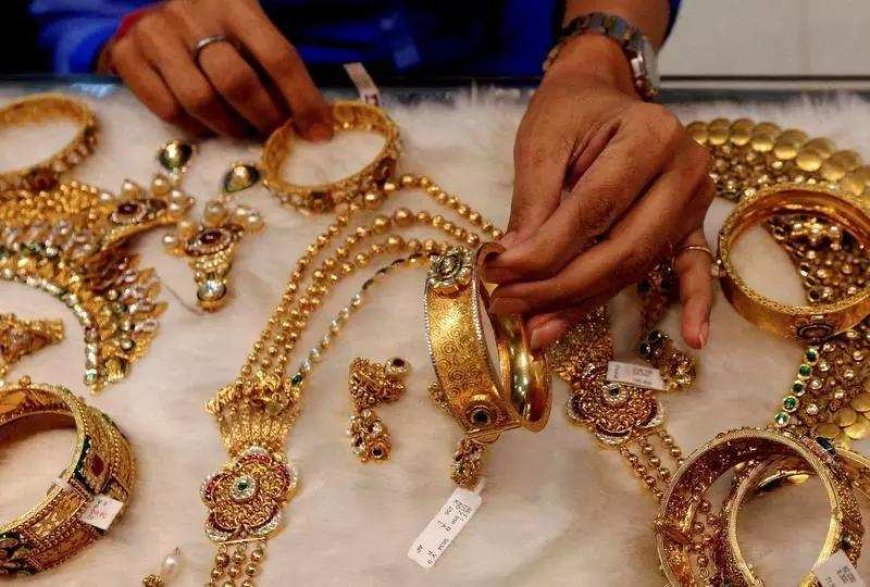 Rs 91,000/10gram: Gold hits historic high ahead of wedding season