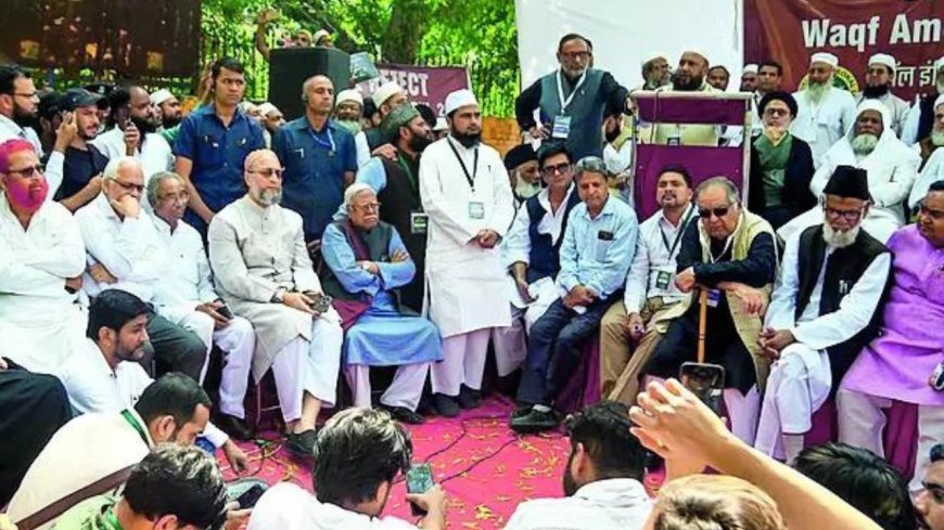 Opposition netas join AIMPLB protest against waqf bill