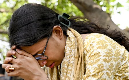 Supreme Court quashes 'tainted' selection of 25,752 Bengal school staff