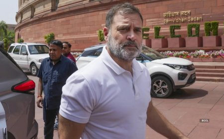 HC bins Rahul's plea to junk proceedings in Savarkar case