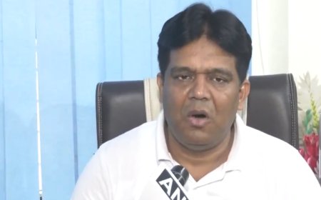 'No Muslim leader will quit, party firmly with Nitish Kumar': JD(U) MLC Khalid Anwar