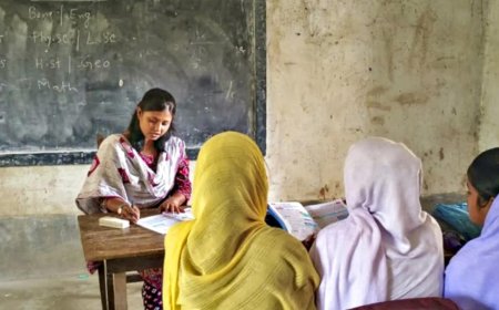 Bengal teachers hit by SC verdict back at work in 'students' interest'