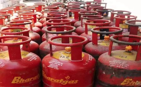 Cooking gas price hiked by Rs 50 per cylinder for Ujjwala, general consumers