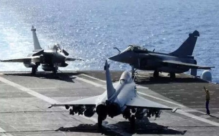 India, France sign Rs 63,000 crore mega deal to buy 26 Rafale Marine aircraft