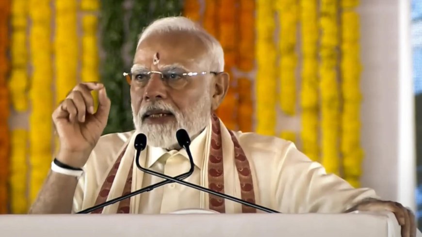 Amid language row, PM Modi asks DMK netas, ‘Why sign letters in English?’