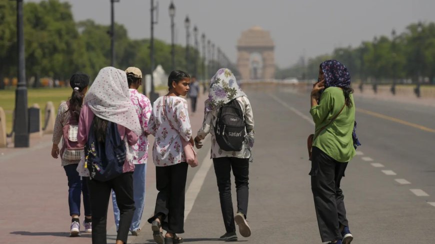 Delhi faces first heatwave of 2025: Temperatures soar above 40° C