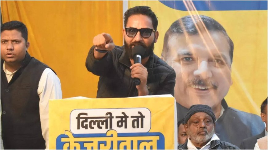 AAP eyes Kashmir debut, to contest Budgam seat vacated by CM