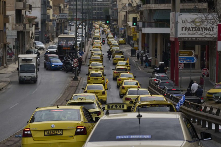 Rather than high numbers focus on high quality, says road transport secy as concerns rise over highway standards