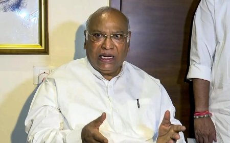 PM called caste census demand as 'urban naxal mindset': Congress