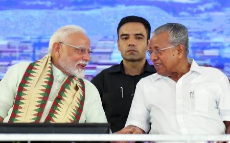 Pinarayi Vijayan mum on Chandy role, gives LDF govts credit for port