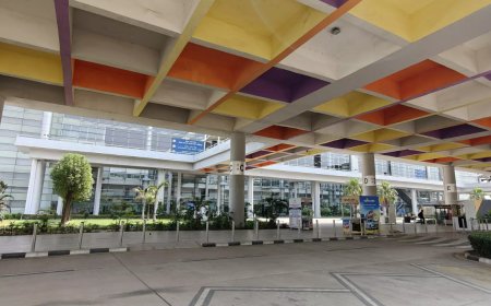 27 airports shut; over 400 flights cancelled today