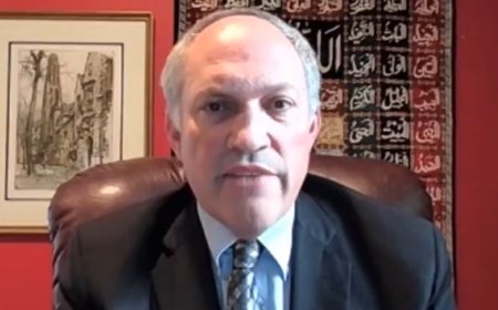 Pakistan went running to try to achieve ceasefire like a scared dog: Former Pentagon official