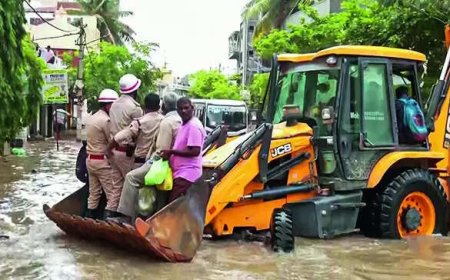 130mm rainfall in 12 hours brings Bengaluru to its knees