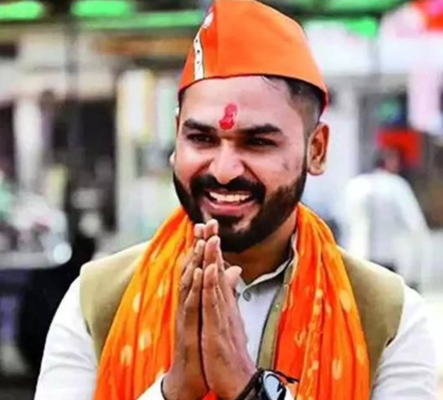 Gujarat mantri Bachu Khabad's socond son Kiran also held in Rs 71 crore MGNREGS scam