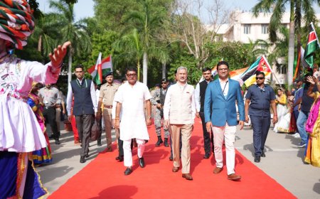 Parul University hosts Dr S Jaishankar as chief guest for prestigious international convocation ceremony, addresses global graduates