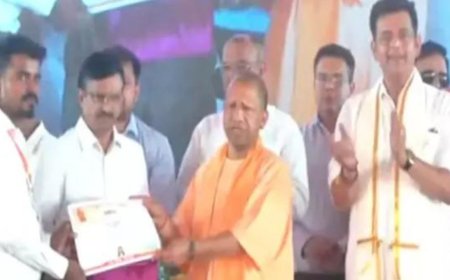 'Give special attention to cleanliness': Yogi Adityanath instructs Gorakhpur corporators